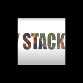 Duży stack Młody