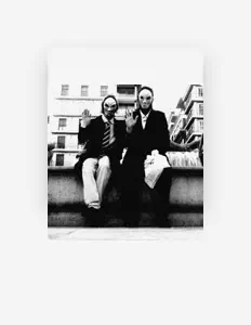 Ouve DORK, vê vídeos de música, lê a biografia, vê as datas da digressão e muito mais!