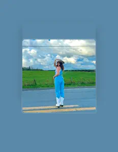 Ascolta Shanielle Roy, guarda video musicali, leggi la biografia, vedi le date del tour & altro!