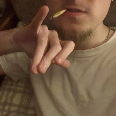 sky high (feat. sxmmyy!) - Single