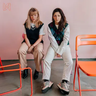 Оргазмға арналған порно қол массажы