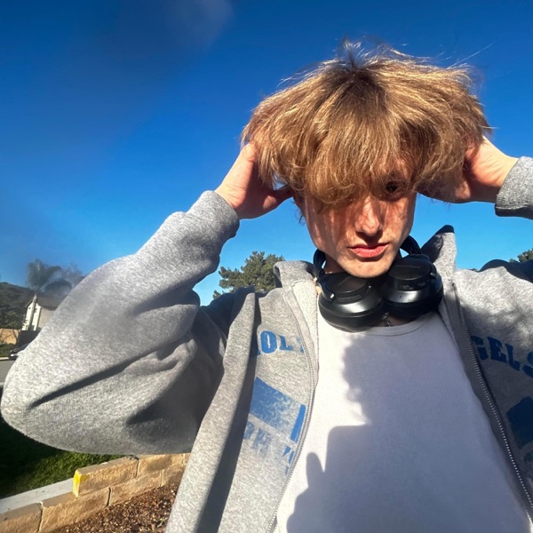 Idk Dj Ess