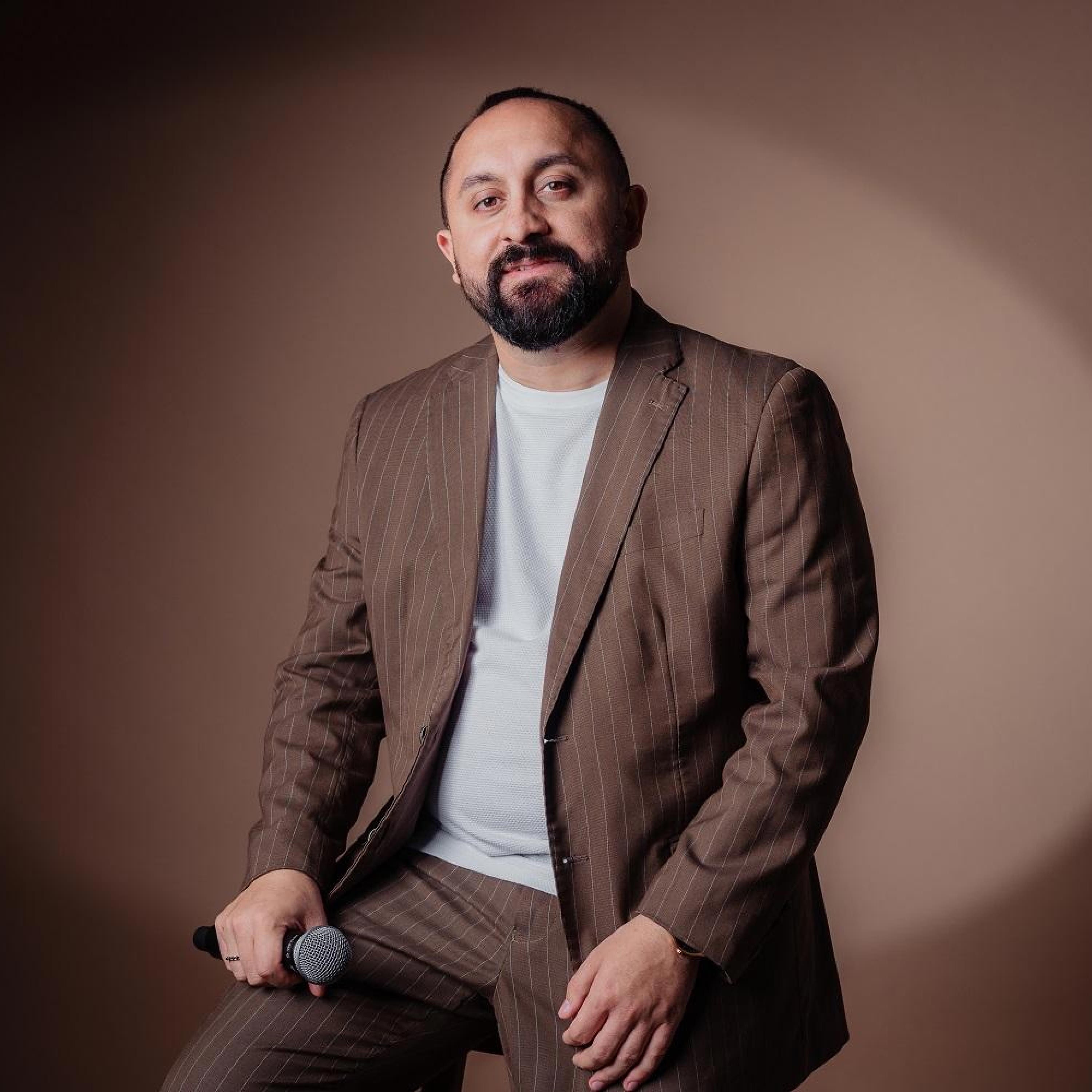 Pentru județul Brașov (feat. Orchestra Nikos Dragulina) - Single