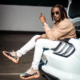 VANNESSA (feat. Demmie Vee) De Carter