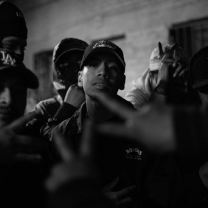 B2F