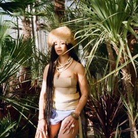 NICE TO MEET YOU Lily Head