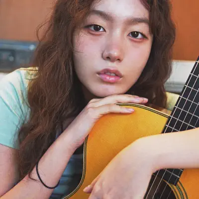 Listen to ‘BLUISH’ Unplugged by Kim PuReum