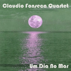 Um Dia No Mar - Single