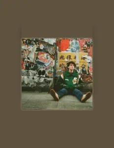 ventitrevoltemarioを聴いたり、ミュージックビデオを鑑賞したり、経歴やツアー日程などを確認したりしましょう！