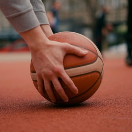 ТАМ НАКРАЯ (feat. Dim4ou) I.N.I.