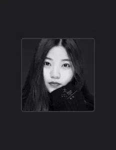Listen to 笑笑, watch music videos, read bio, see tour dates & more!