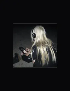 收听 Manakari、观看音乐视频、阅读小传、查看巡演日期等 ！