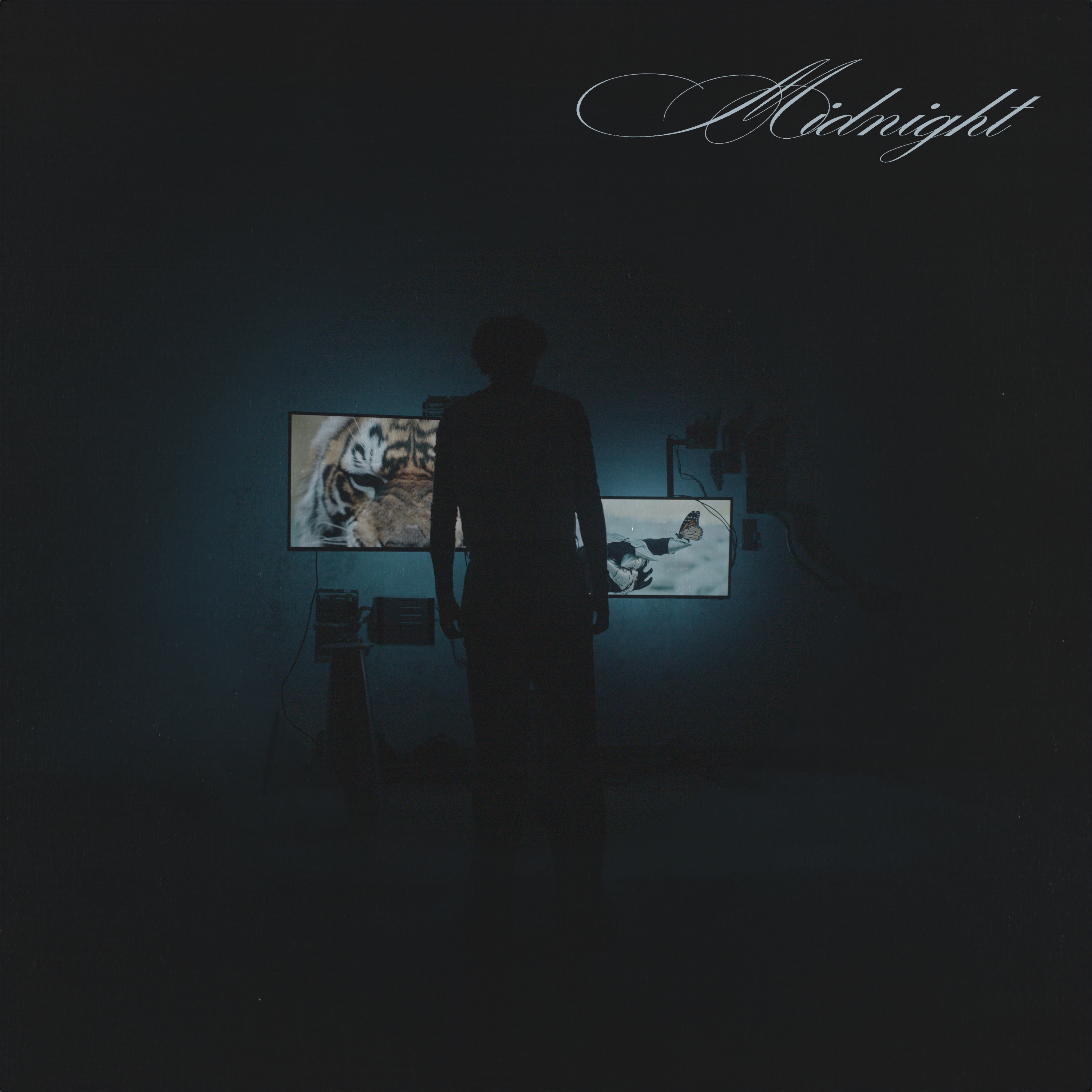 MiDNiGHT - DannyLux