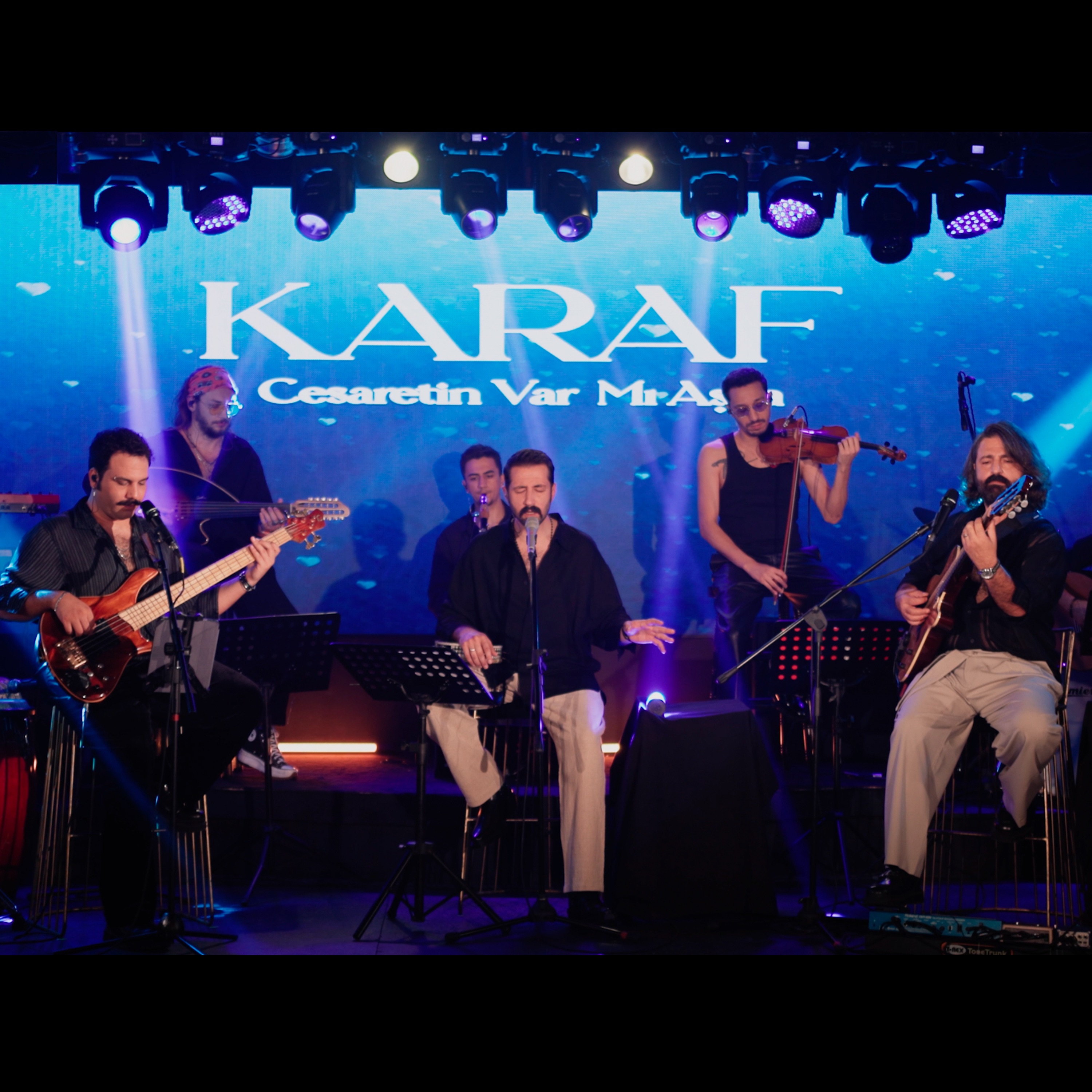 Cesaretin Var Mı Aşka - Single