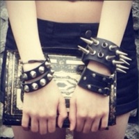 secrets - Single - hvrts