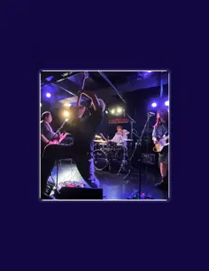 Listen to Wmarks Tokyo, watch music videos, read bio, see tour dates & more!