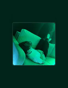 Ouve twyzzy rich, vê vídeos de música, lê a biografia, vê as datas da digressão e muito mais!