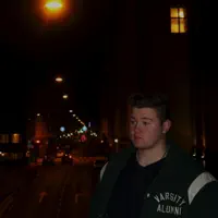 VIELÄKIN PYÖRII MAA — ONNI KIVIPELTO