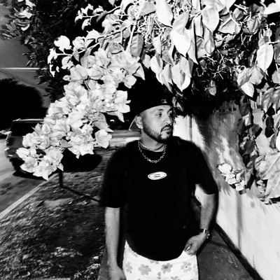 Overnight Celeb - Single