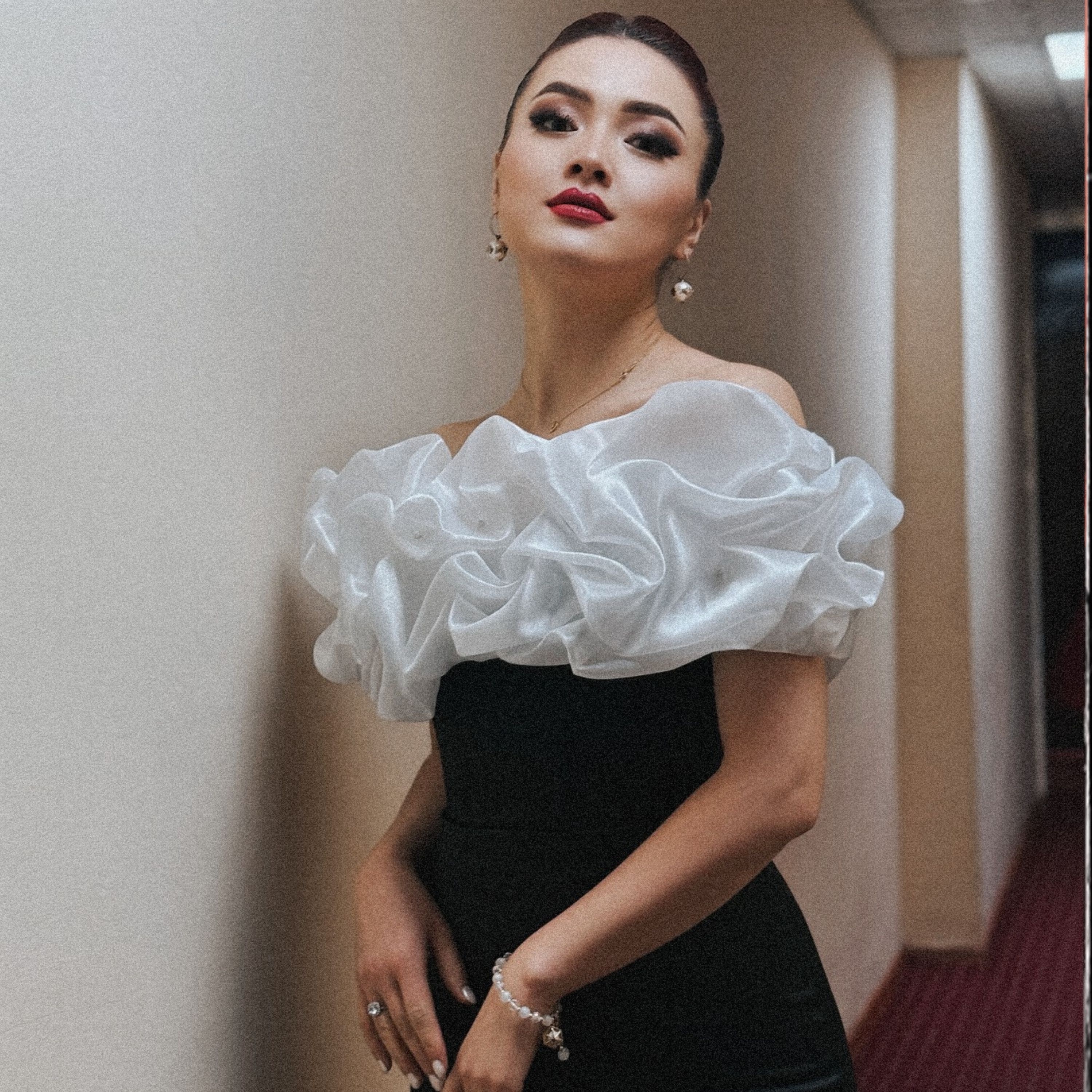 Элера Кабылжан кызы - Бир гана мени ойло