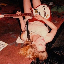 Triste Rockstar (feat. Chisa) 13 ARCHIVE