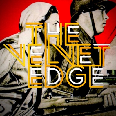 LOVE IS WAR - Single