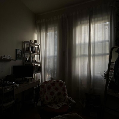 losing my balance i can't fall off tho - Single