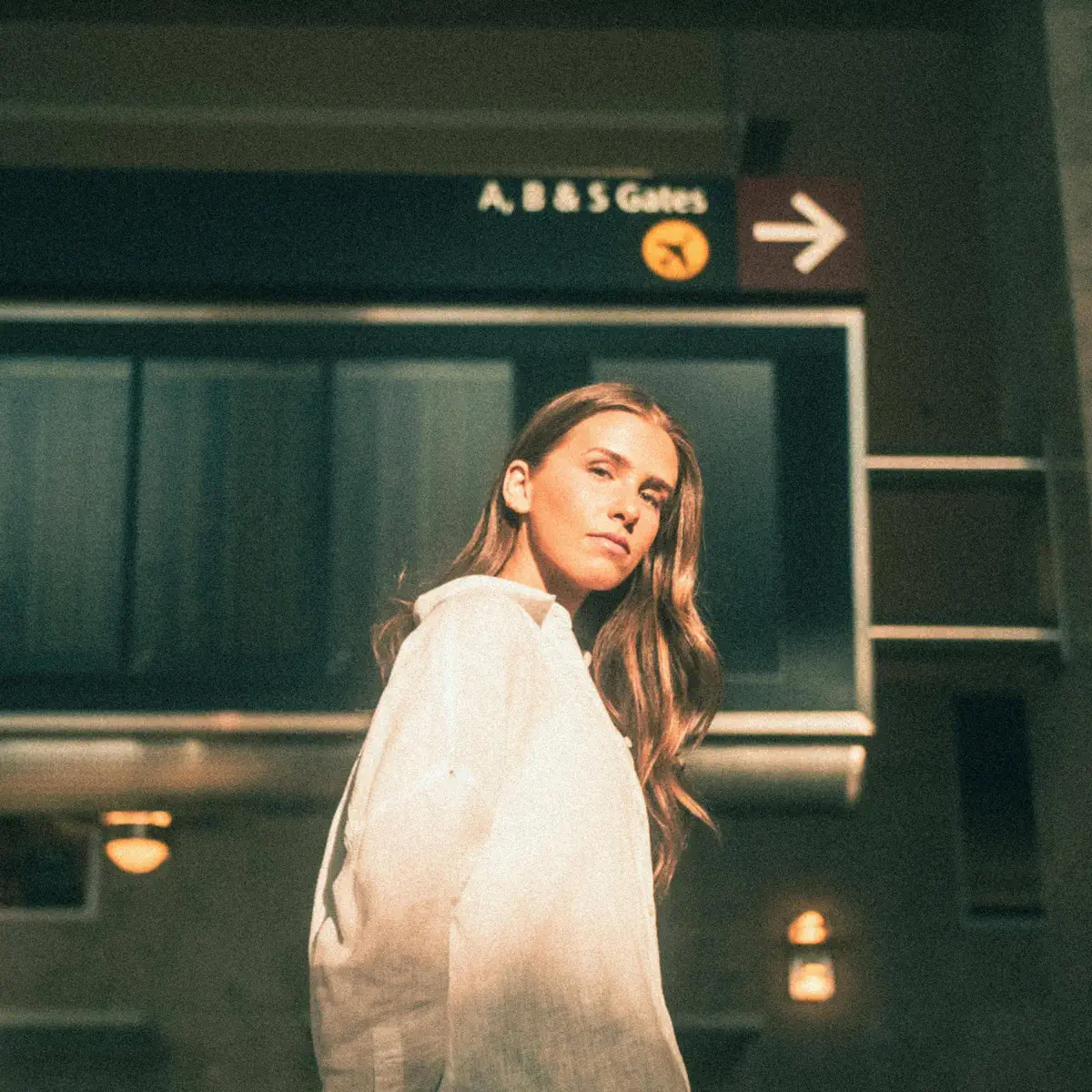 Haley Joelle - Crossing More Than City Lines (2024) [iTunes Plus AAC M4A]-新房子