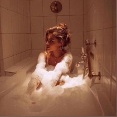 Bubble Bath (feat. phreshboyswag & kxndy) - Single