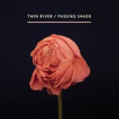 Twin River - Knife
