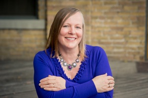 Cosmic Connections w/ Louise Edington: How To BE YOU in Relationships
