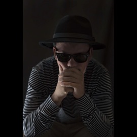 Whos Real? Tom Francis