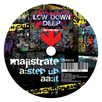 Step up / It - Single - Majistrate