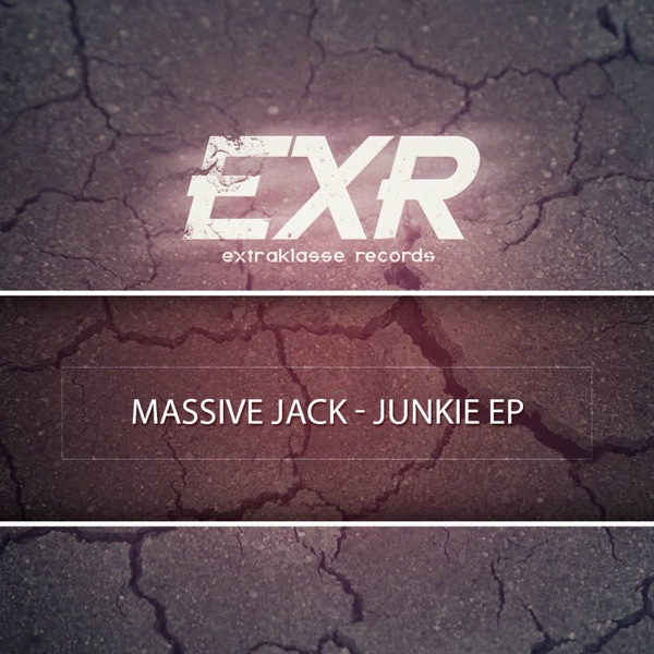Junkie - Single