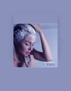 Ακούστε περιεχόμενο από Esther Sparkes, παρακολουθήστε μουσικά βίντεο, διαβάστε το βιογραφικό, δείτε ημερομηνίες περιοδείας, και πολλά ακόμη!