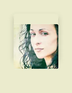 聆聽 Catherine Leblanc、觀看音樂影片、閱讀小傳、查看巡演日期等！