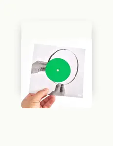 聆聽 These Eyes、觀看音樂影片、閱讀小傳、查看巡演日期等！