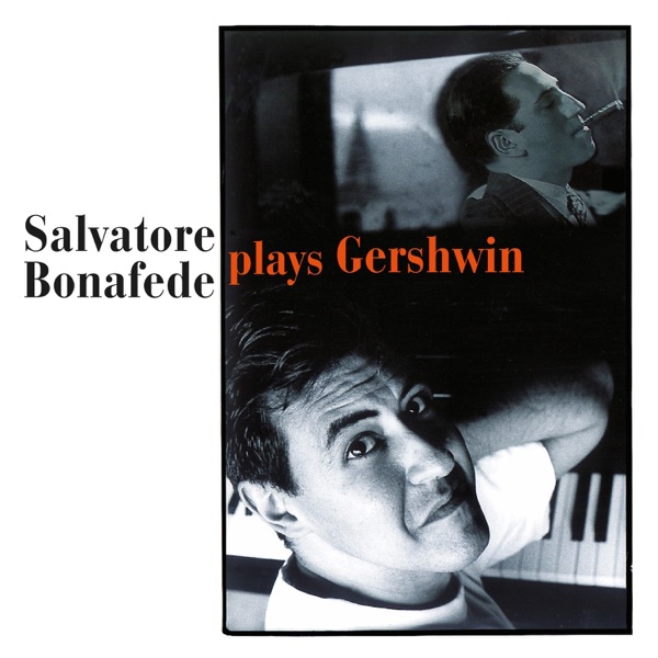Plays Gershwin
