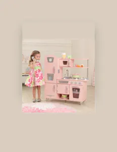 Ouve Esmé, vê vídeos de música, lê a biografia, vê as datas da digressão e muito mais!