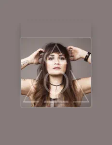 Luister naar Joi, bekijk muziekvideo's, lees de bio, bekijk de tourdata, en meer!