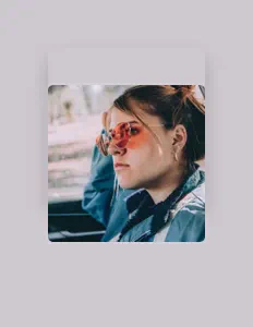 Escucha a Meredith Pegula, mira vídeos musicales, lee la biografía, consulta fechas de giras y mucho más.