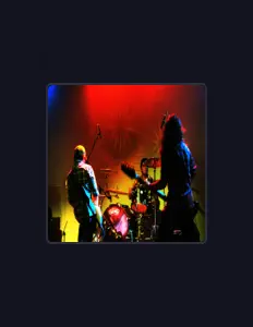 Hör dir Refius an, schau dir Musikvideos an, lies die Biografie, finde Tourdaten und mehr!