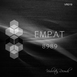 Empat - 8989