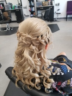 Vicky’s Hair Salon