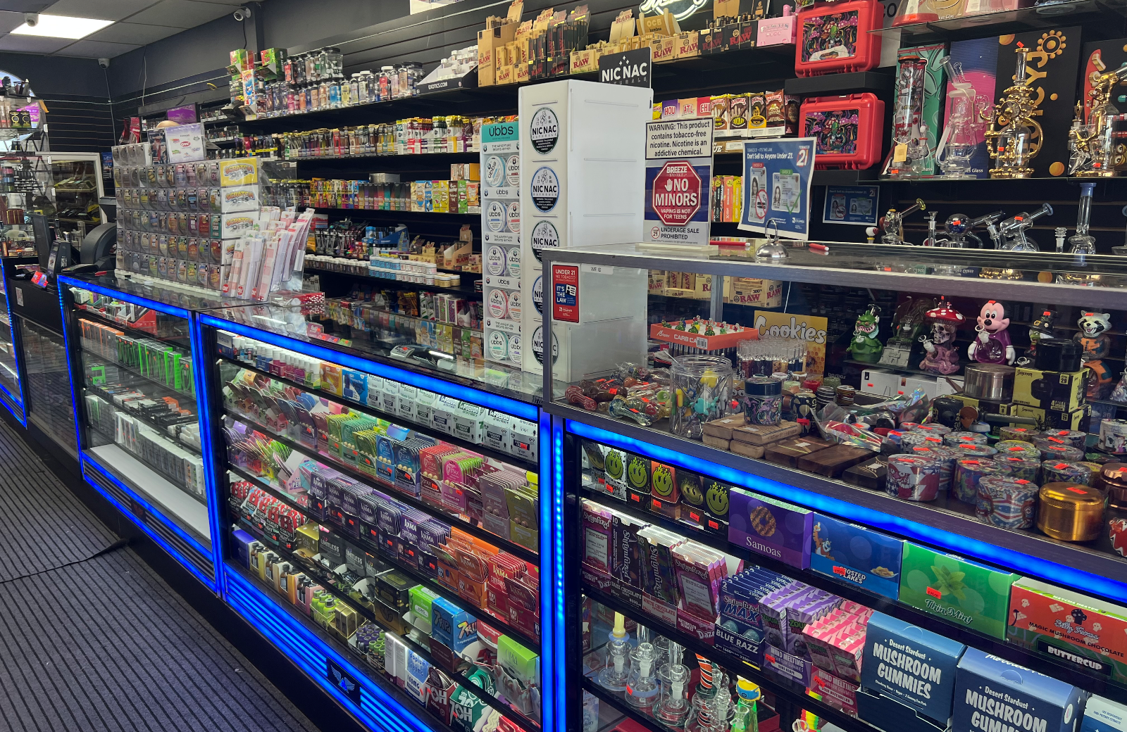 The Exhale Box Smoke Shop in Columbus, OH United States - Apple Maps