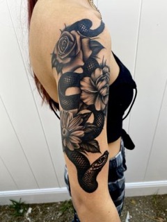 Downtown Tattoo Perris tattoo studio photo