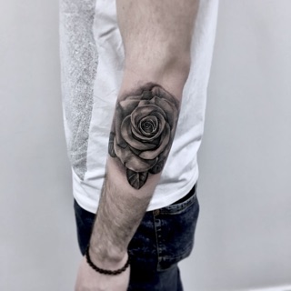 Flow Tattoo