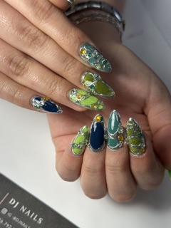DJ Nails Photos
