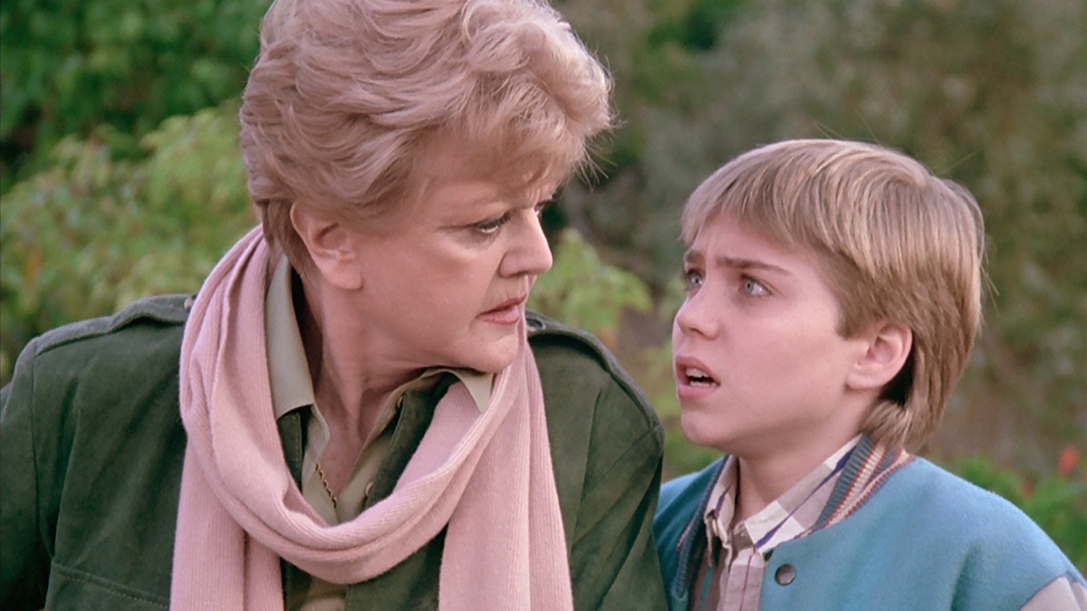 If the Shoe Fits - Murder, She Wrote (Season 6, Episode 13) - Apple TV
