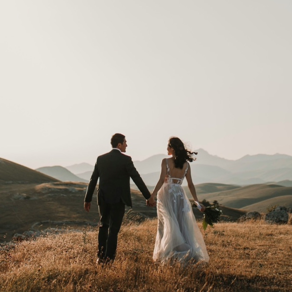 AppleMusic profile picture for @wedding
